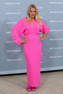 Busy Philipps feet photo thumbnail