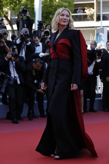 Cate Blanchett feet photo thumbnail