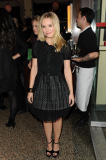 Kristen Bell feet photo thumbnail