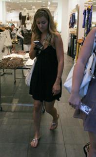Lauren Conrad feet photo thumbnail