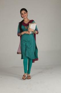 Tamannaah Bhatia feet photo thumbnail