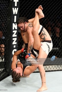 Miesha Tate feet photo thumbnail