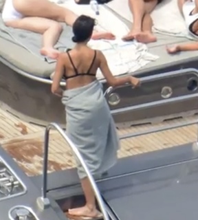 Georgina Rodríguez feet photo thumbnail