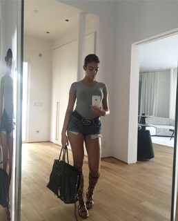 Georgina Rodríguez feet photo thumbnail