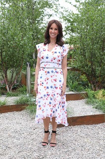 Andrea McLean feet photo thumbnail