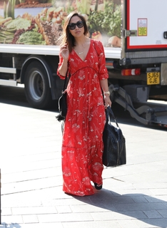 Myleene Klass feet photo thumbnail