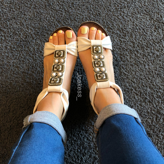 Jenelle Jcakess feet photo thumbnail