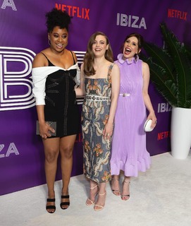 Gillian Jacobs feet photo thumbnail