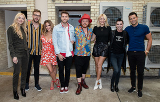 Caroline Flack feet photo thumbnail