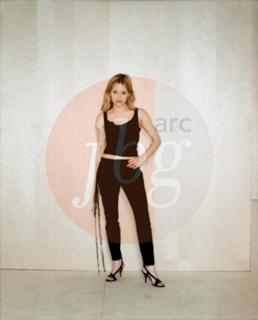 Brittany Murphy feet photo thumbnail