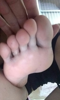 Isa Pes feet photo thumbnail