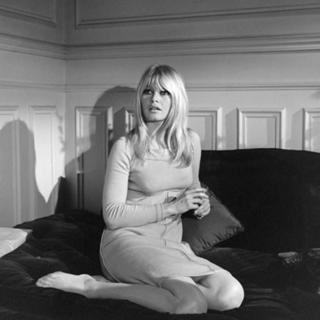 Brigitte Bardot feet photo thumbnail