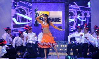 Priyanka Chopra Jonas feet photo thumbnail