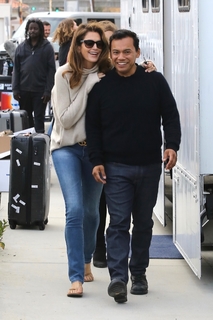 Cindy Crawford feet photo thumbnail