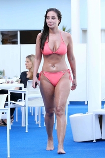 Tulisa feet photo thumbnail