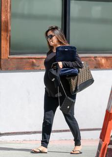 Eva Longoria feet photo thumbnail