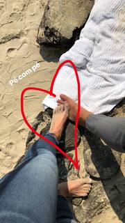 Marina Ruy Barbosa feet photo thumbnail