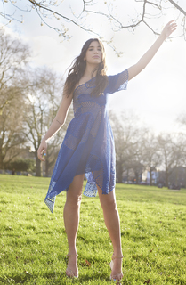 Dua Lipa feet photo thumbnail