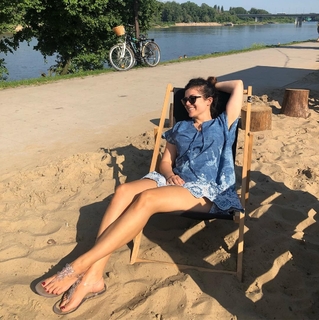 Katarzyna Cichopek feet photo thumbnail