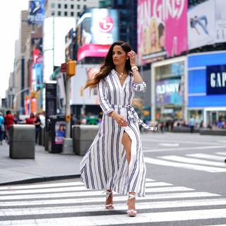 Rocsi Diaz feet photo thumbnail