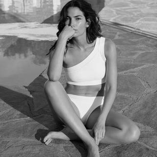 Lily Aldridge feet photo thumbnail