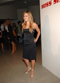 Lauren Conrad feet photo thumbnail