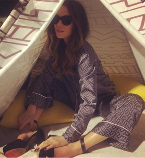 Kate Beckinsale feet photo thumbnail