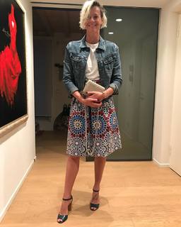 Federica Pellegrini feet photo thumbnail