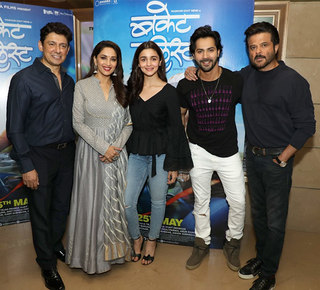 Alia Bhatt feet photo thumbnail