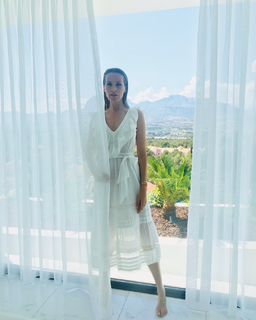 Petra Nemcova feet photo thumbnail