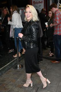 Jorgie Porter feet photo thumbnail