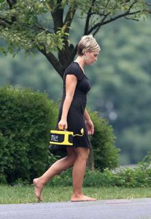 Kate Gosselin feet photo 1
