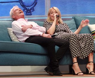 Holly Willoughby feet photo thumbnail