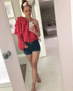 Paulina Sykut feet photo thumbnail