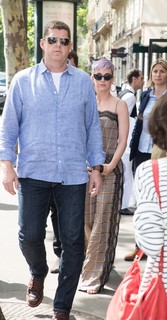 Katy Perry feet photo thumbnail