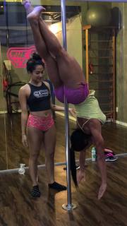Gracyanne Barbosa feet photo thumbnail