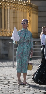 Katy Perry feet photo thumbnail