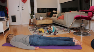 Grace Helbig feet photo thumbnail