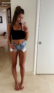 Erika Costell feet photo 4