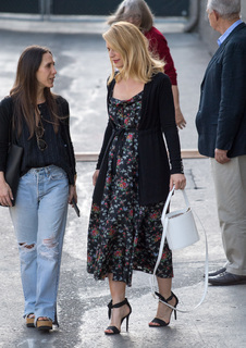 Claire Danes feet photo thumbnail