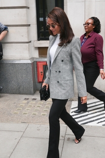 Michelle Keegan feet photo thumbnail