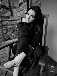 Maite Perroni feet photo thumbnail