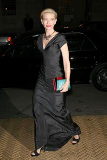Cate Blanchett feet photo thumbnail