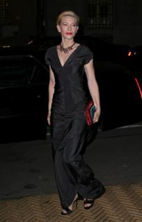 Cate Blanchett feet photo thumbnail