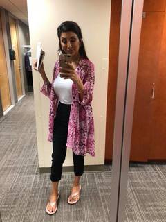 Courtney Khondabi feet photo thumbnail