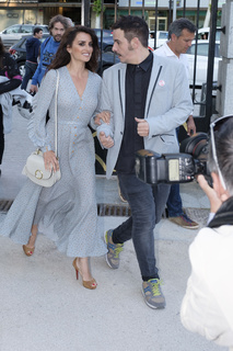 Penélope Cruz feet photo thumbnail