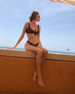 Elsa Hosk feet photo thumbnail