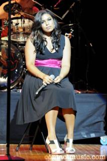 Jordin Sparks feet photo thumbnail