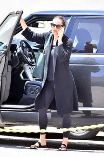 Jennifer Garner feet photo thumbnail