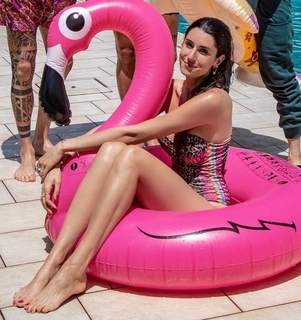 Valentina Vignali feet photo thumbnail